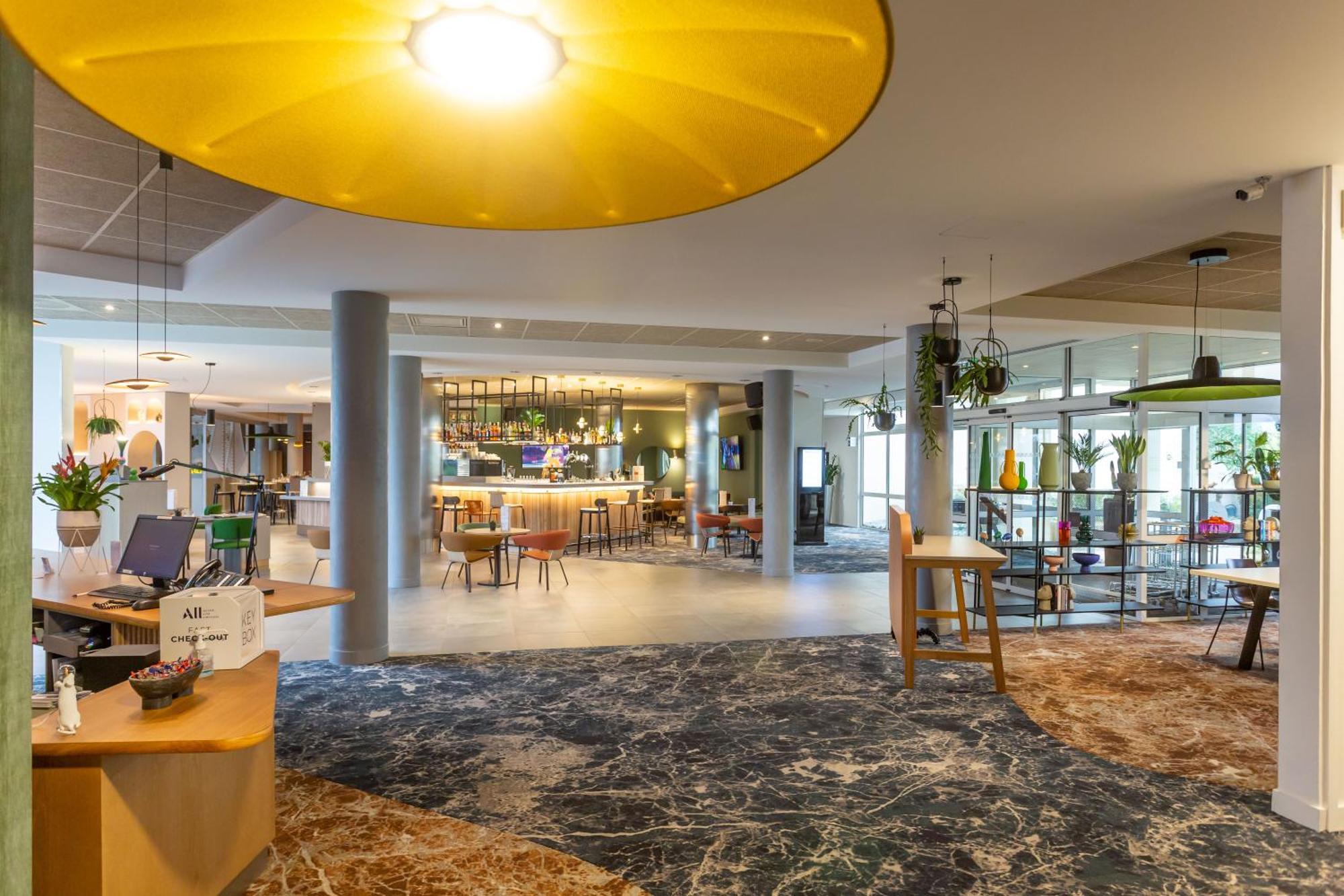 Novotel Bourges Ngoại thất bức ảnh